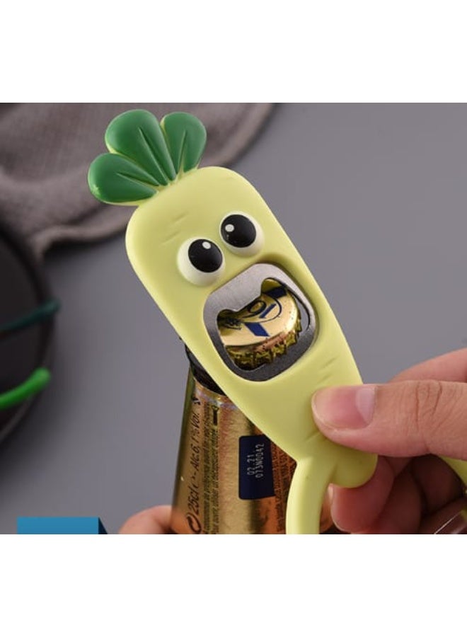 سبيس شوب مقشرة خضروات كرتونية 3 في 1 على شكل جزرة مقشرة فواكه من الفولاذ المقاوم للصدأ متعددة الوظائف مع فتاحة زجاجات مدمجة ومبشرة زنجبيل أداة مطبخ بمقبض مريح غير قابل للانزلاق أخضر - Image 4